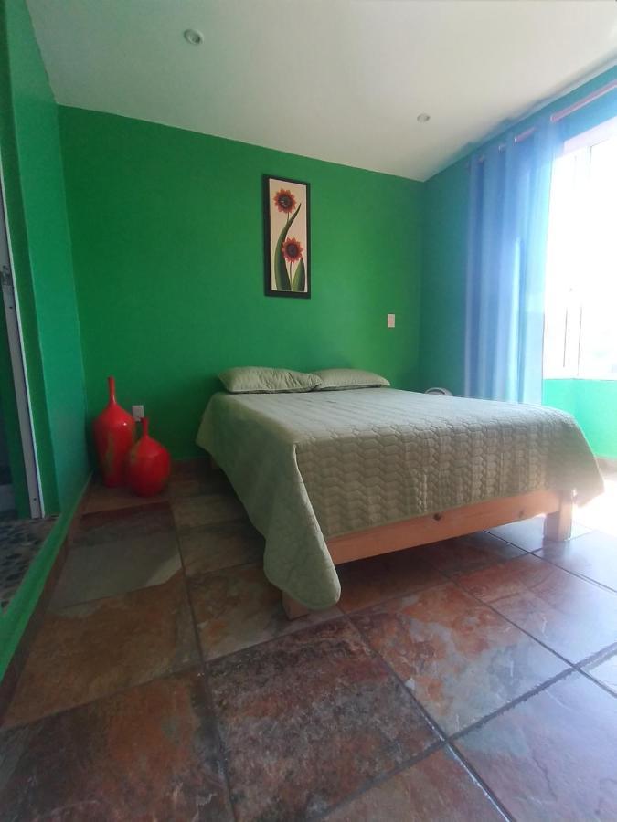 Hospedaje Casa Verde Tepoztlán Zewnętrze zdjęcie